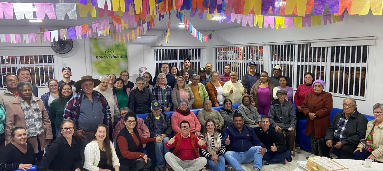 Prefeitura de Tapejara realiza encontro com familiares na Casa de Convivência durante o Junho Violeta e reforça ações de cuidado com idosos