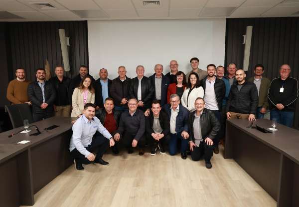 Gestão pública e desenvolvimento local de Tapejara atraem visita técnica de representantes de Chapada