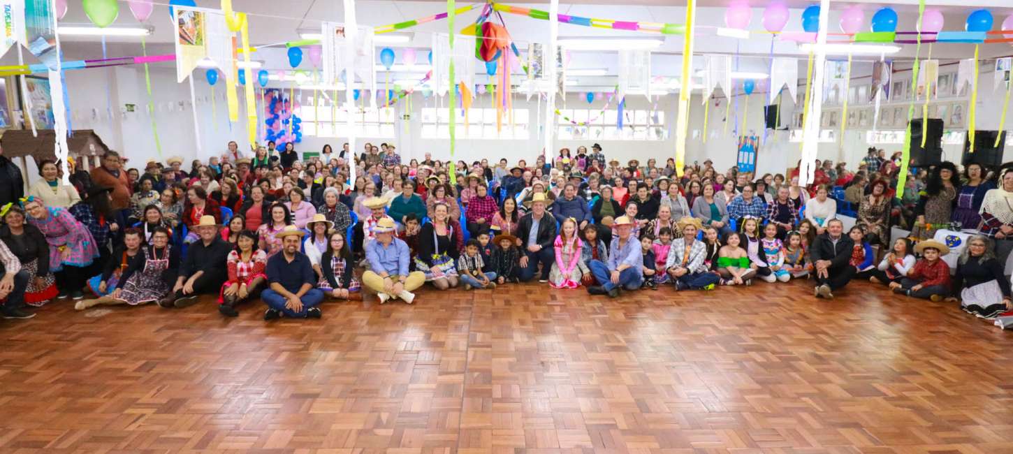 Grupo Integrado da Terceira Idade promove tradicional Festa Junina