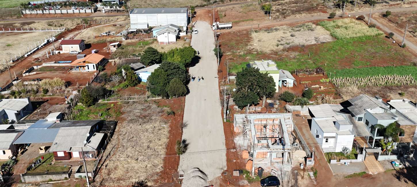 Gestão Big-Gipe amplia infraestrutura urbana com obras do Programa Municipal de Pavimentação Solidária no Loteamento Bela Colina