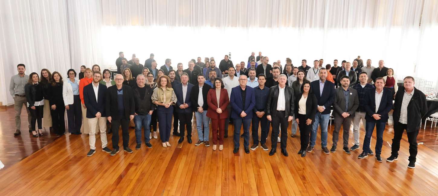 União de entidades e municípios marca encontro da Federasul e Acisat realizado em Tapejara