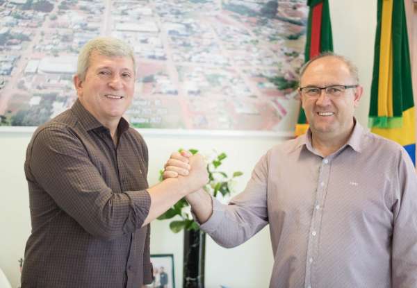 Vice-prefeito Gipe assume o Executivo durante viagem do prefeito Big a Brasília