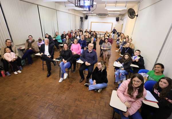 Polo UAB de Tapejara promove seminário sobre inclusão e aprendizagem significativa