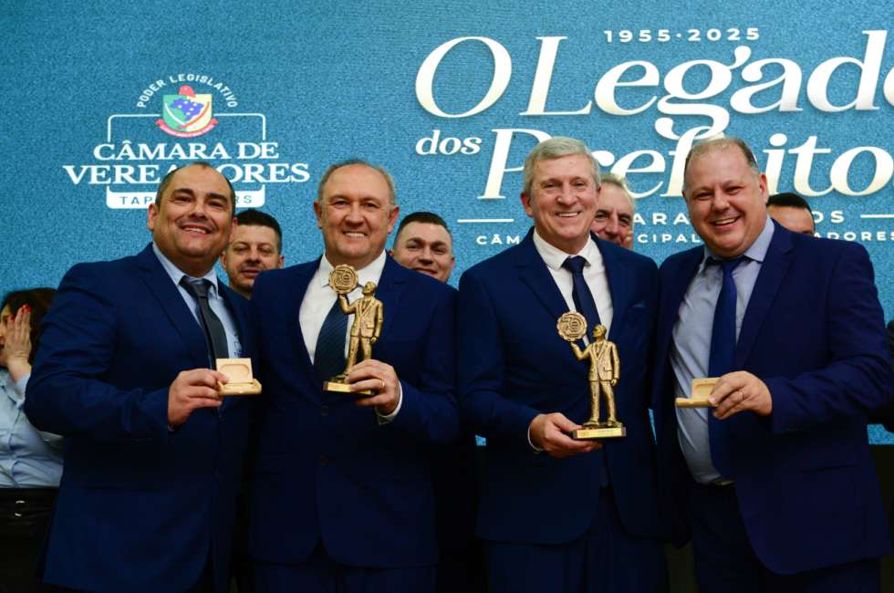 Prefeito Big e vice Gipe são homenageados no lançamento do documentário “O Legado dos Prefeitos” 