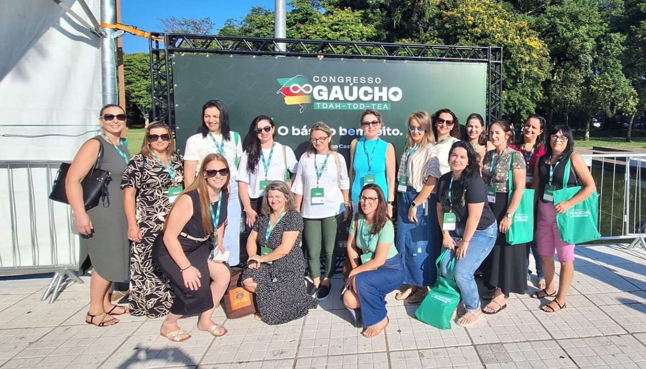 Educadores de Tapejara participam do Congresso Gaúcho sobre Transtornos do Neurodesenvolvimento