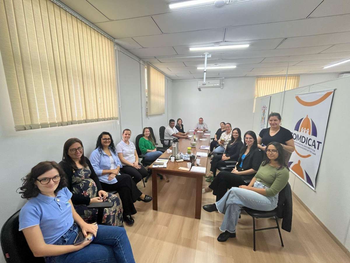 Secretaria de Desenvolvimento Social de Tapejara fortalece planejamento e articulação com o Judiciário