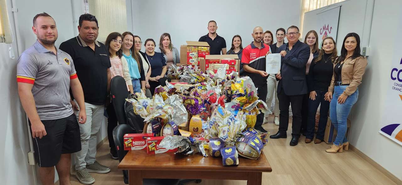 Secretaria de Desenvolvimento Social, de Tapejara, recebe doações em ação realizada pela ABEG