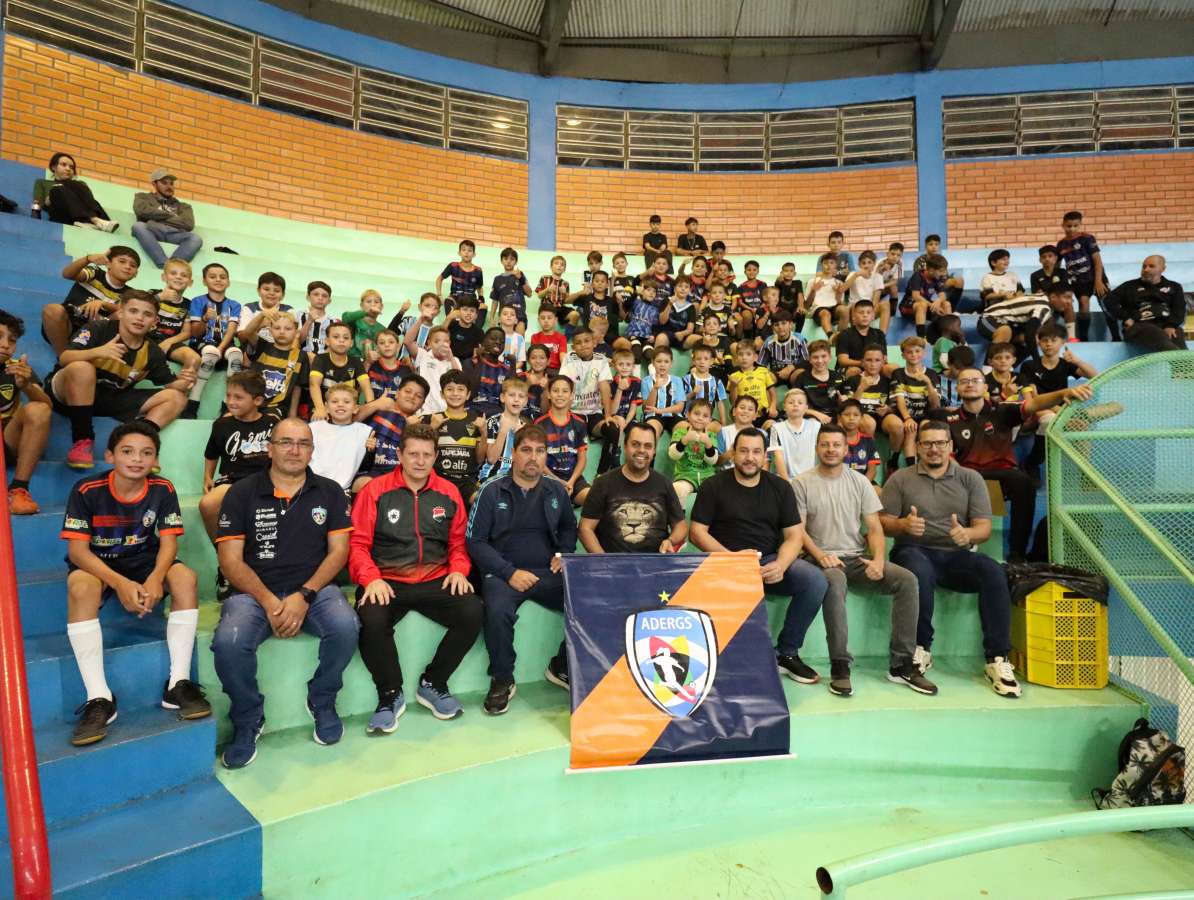Seletiva do Grêmio reúne atletas de várias idades em Tapejara
