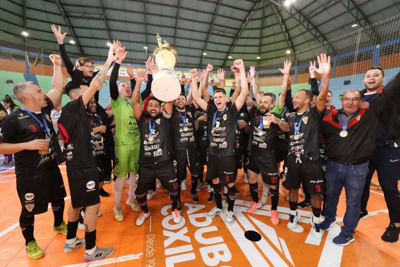 Grandes decisões marcam a 2ª Super Taça dos Campeões de Futsal em Tapejara