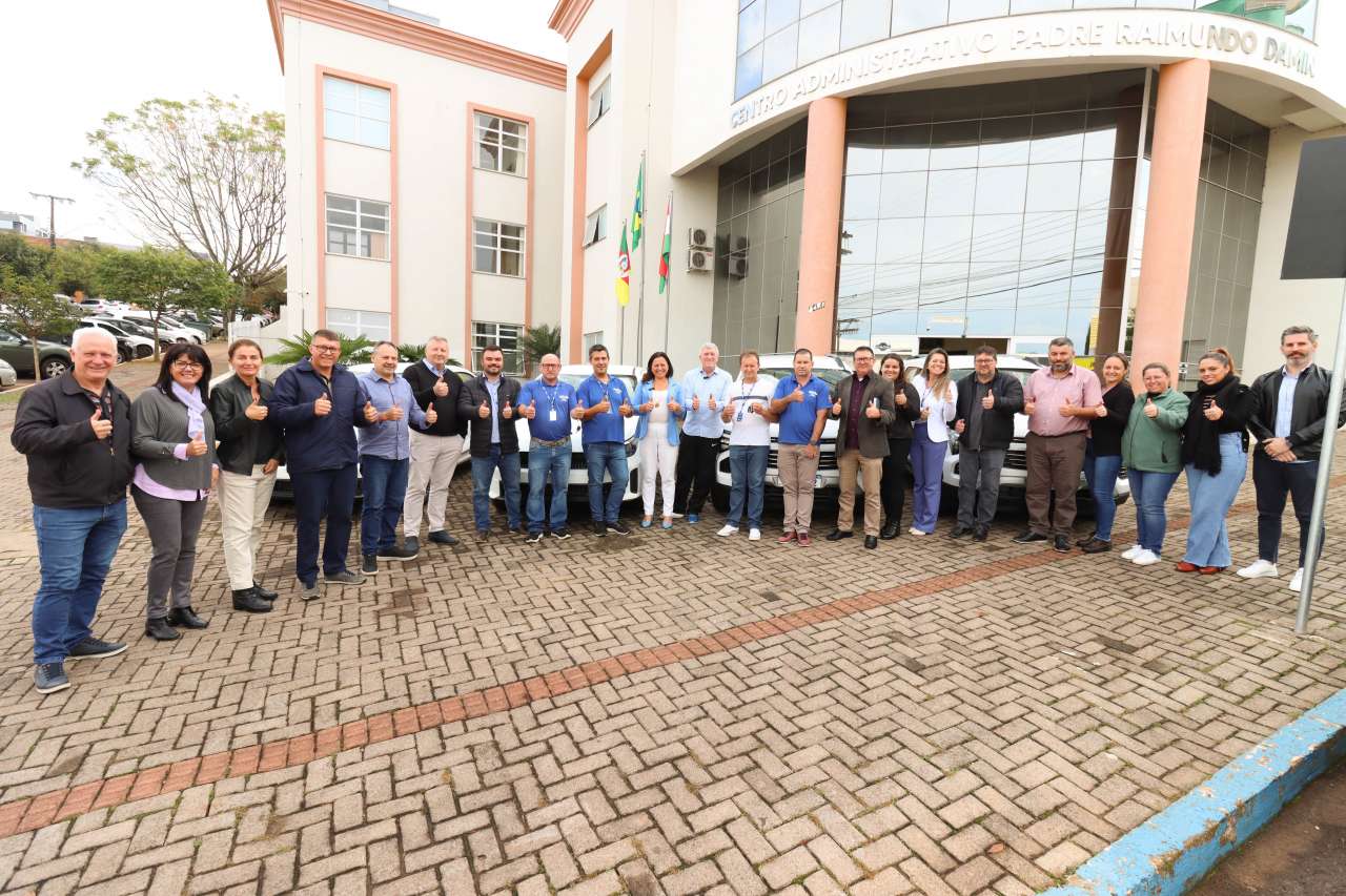 Gestão Big-Gipe entrega novos veículos e reforça segurança e eficiência dos serviços públicos em Tapejara