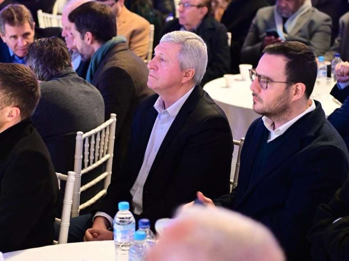 Prefeito Big destaca papel dos municípios no desenvolvimento regional durante Fórum de Competitividade