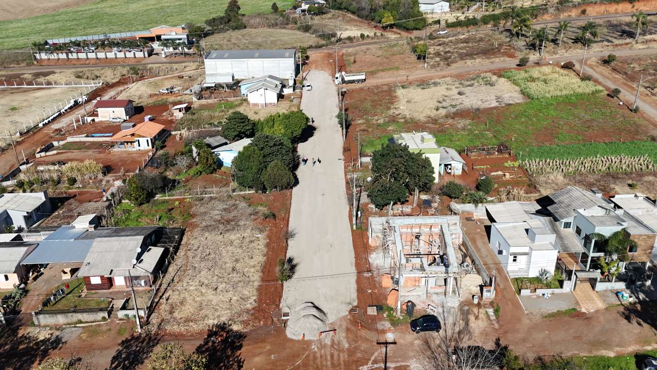 Gestão Big-Gipe amplia infraestrutura urbana com obras do Programa Municipal de Pavimentação Solidária no Loteamento Bela Colina