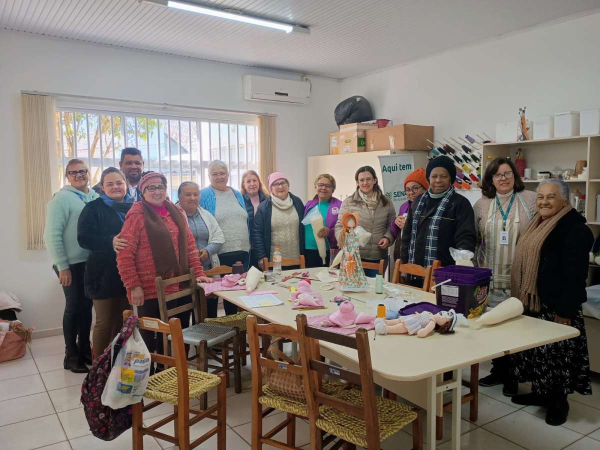 Bonecas de Pano: Arte e Convivência Marcam Novo Curso na Casa Dona Veronica