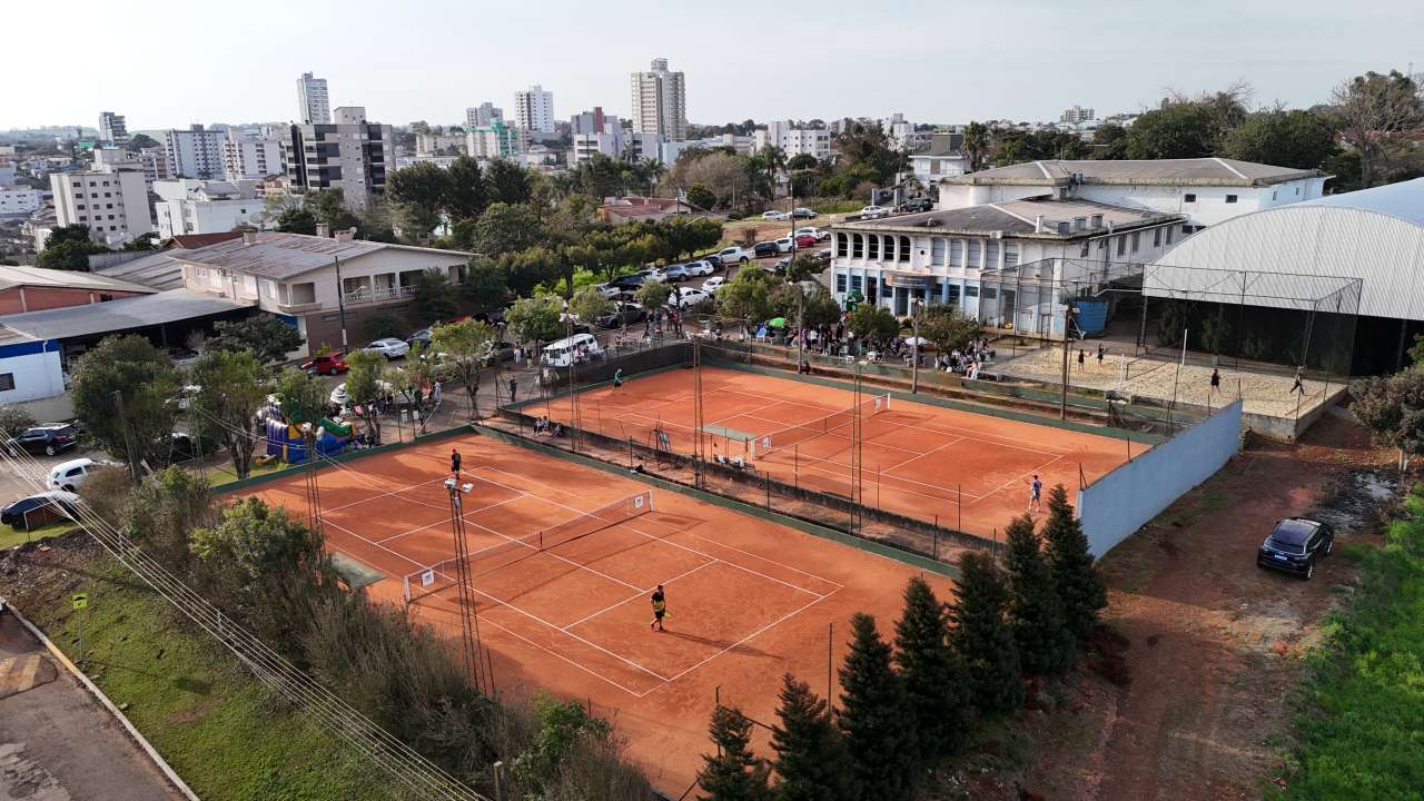 Tapejara celebra talentos no I Torneio Regional de Tênis