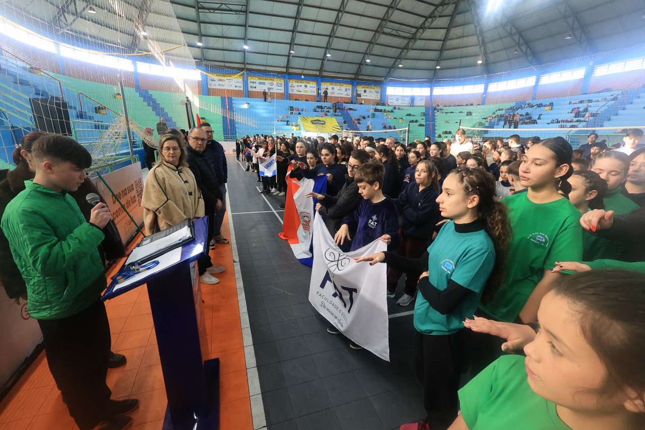 Olimpíadas Escolares de Tapejara reúnem cerca de 1.090 estudantes das redes municipal, estadual e particular