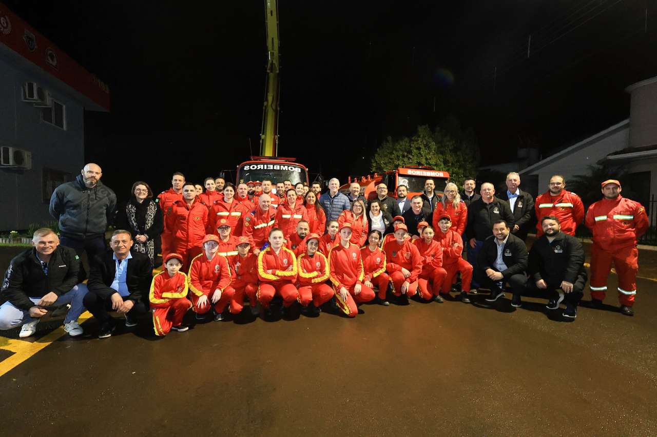 Sessão itinerante da Câmara de Vereadores homenageia os 30 anos dos Bombeiros Voluntários de Tapejara