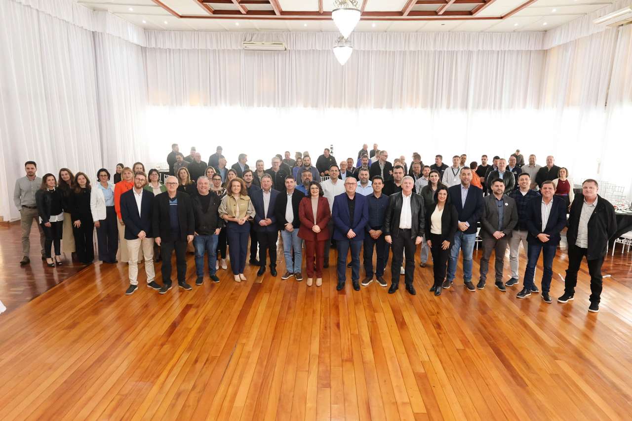 União de entidades e municípios marca encontro da Federasul e Acisat realizado em Tapejara
